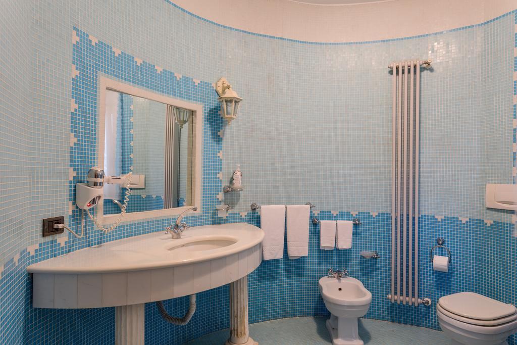 Bed and Breakfast La Nuit Бари Номер фото