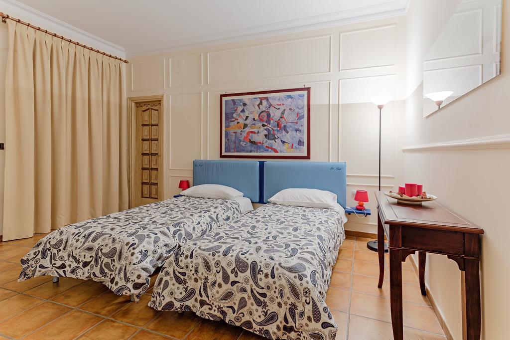 Bed and Breakfast La Nuit Бари Номер фото